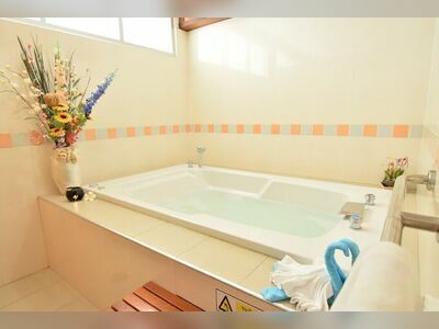 Khonkaenram Thai Spa & Massage
