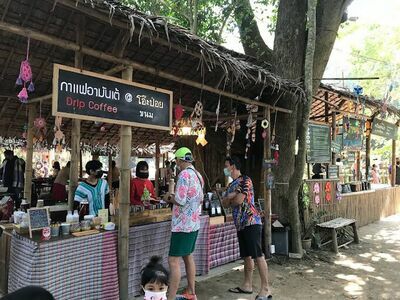 Oh Poi Market