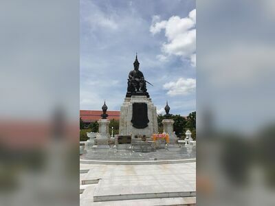 Phra Nakhon Khiri Royal Monument Park