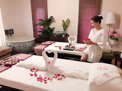 Manee Naka Spa