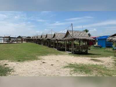 Hua Tan Beach