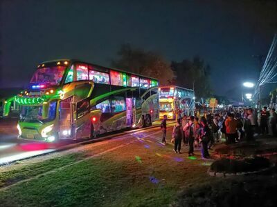 Bus and Minivan Rental