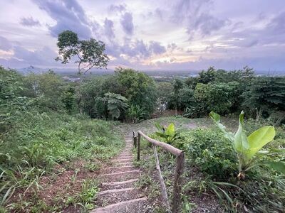 Tub Tieng Hill