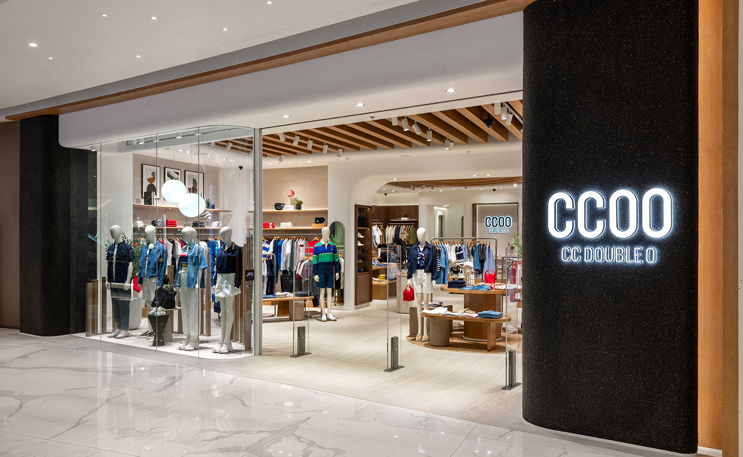 CC DOUBLE O Launches 'Casual Confidence' Concept Store at Icon Siam