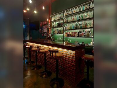 Saladang Pub