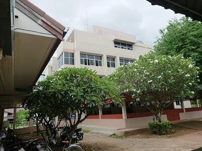 Kok Si Suphan Hospital