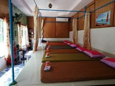Kamon Puh Massage