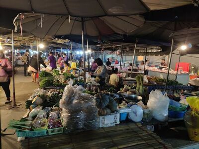 Khun Nai Market