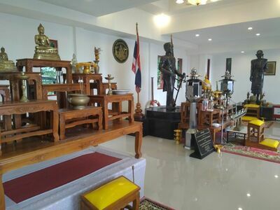 Phra Tamnak Krom Luang Chumphon Khet Udomsak