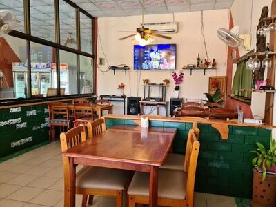 The Apples Restaurant