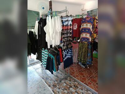 Shop Souvenir in Koh Kood