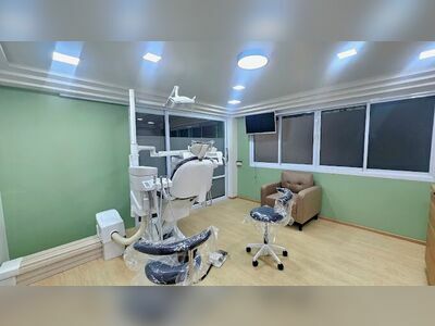 Dental Clinic by Dr. Taw and Dr. Toe