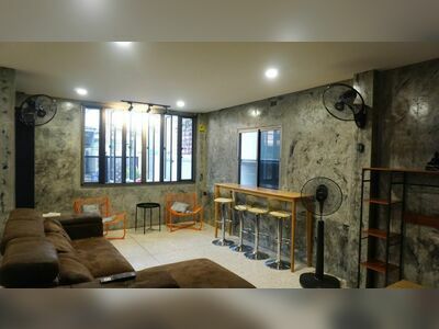 No.10 Hostel