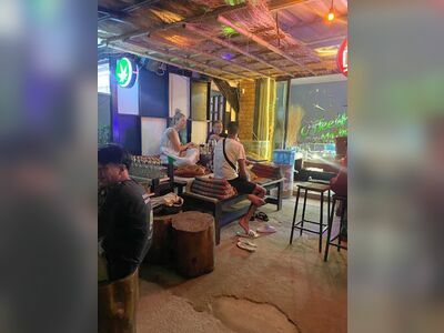 Buddies Bar & Restaurant