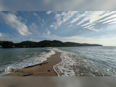Mae Haad Beach
