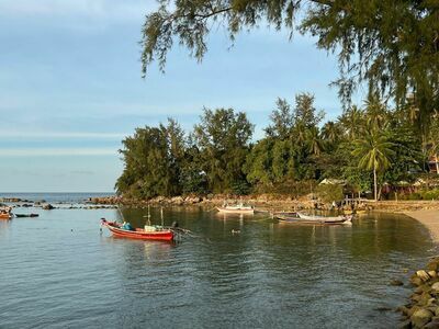 Mae Haad Beach