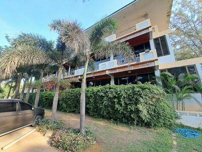 The Uncle Beach Resort & Seaside Residence