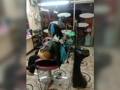 Toey Beauty Salon