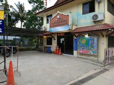 Haad Rin Police Box