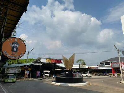 The Entrance Chumphon