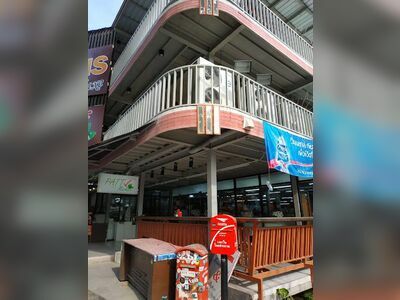 Phat Market) in Koh Lipe