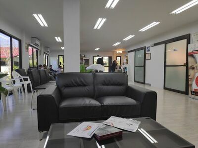 Dr. Nawat Dermatology Clinic