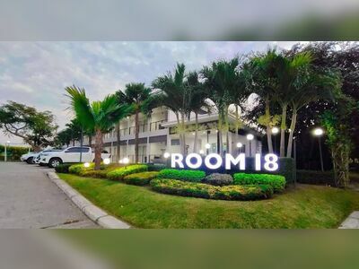 Room 18 Hotel at PTT Wang Chao