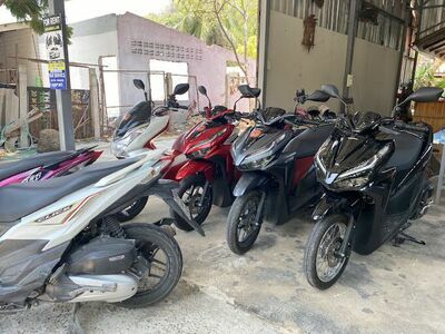 Motorbike & Car For Rent Mr. Trong