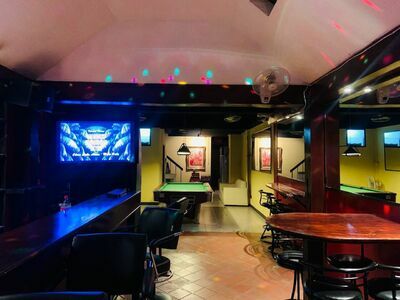 New Guy Bar