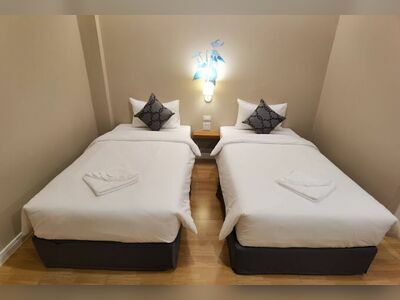 Thong Prachok Hotel