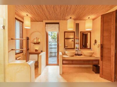 High Season Pool Villa & Spa