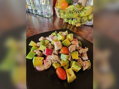 Phoenix Restaurant & Beach Bar
