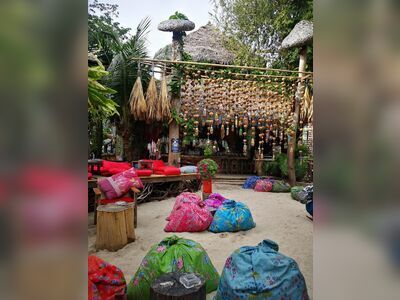 Maya Bar