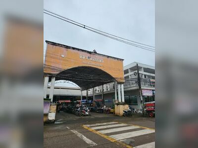 Chai Phon Market