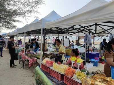 Long Lay Market