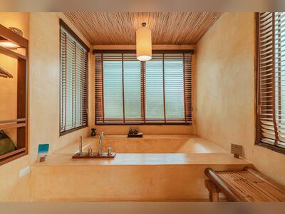 High Season Pool Villa & Spa