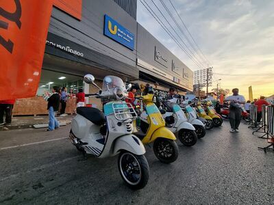 Vespa Flagship Sakon Nakhon