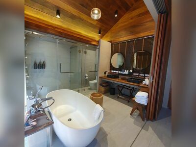 Irene Pool Villa Resort