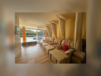 Oroma Massage