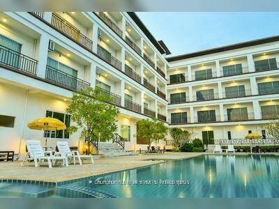 Southgate Residence