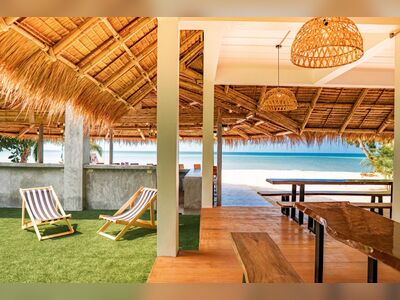 Puk's Palace and Day Club