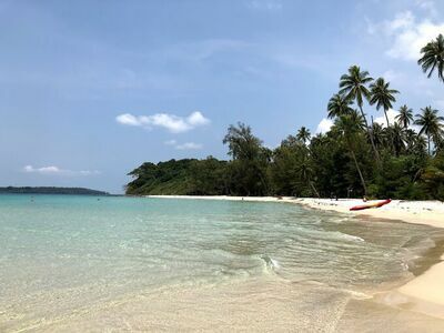 Khlong Han Beach