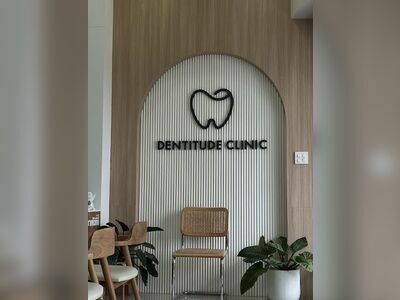 DENTITUDE CLINIC