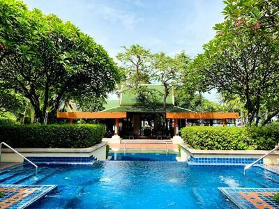THE BARAI Spa and Residential Suites