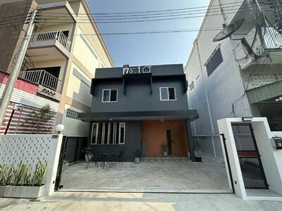 No.10 Hostel