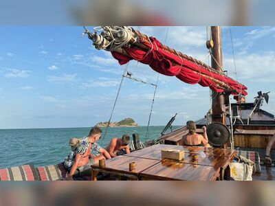 Siamtara Pirate Boat Hua Hin