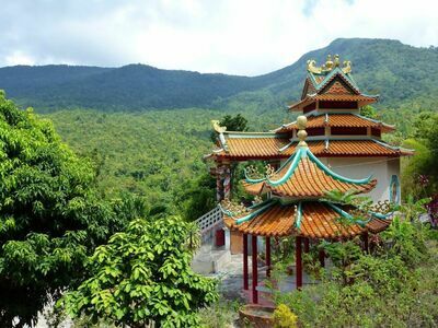 Wat Pa Saeng Tham