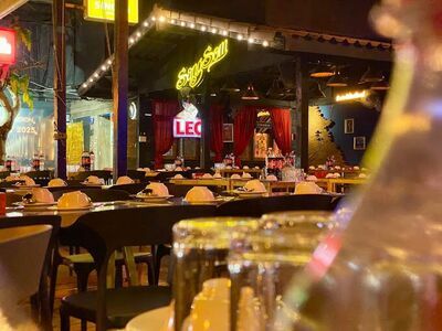 Ratsiniyom Sakon Bar