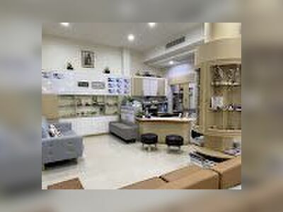 Precha-Chonthicha Dental Clinic