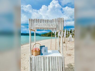 Million Beach Cafe and Bar